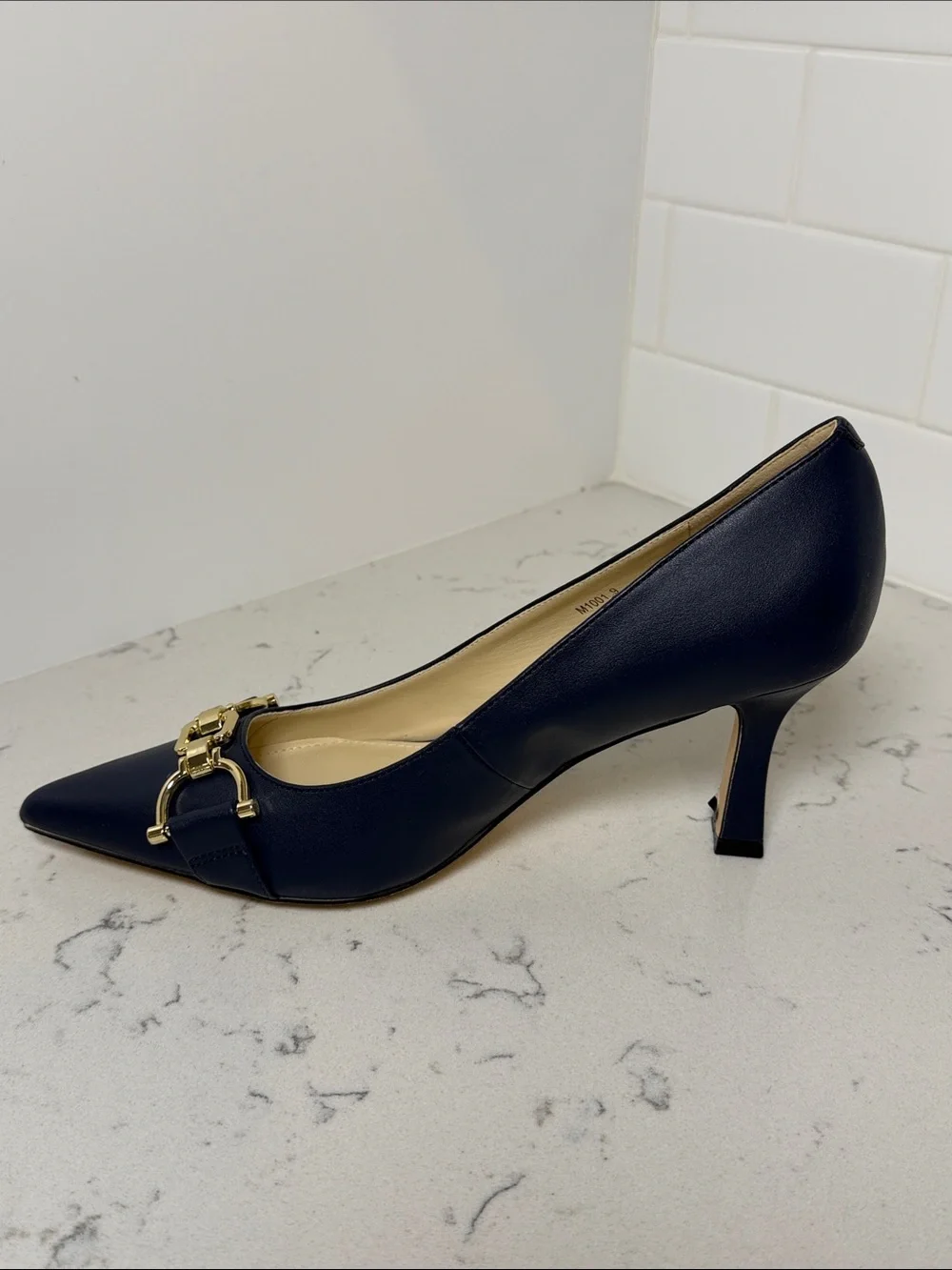 Women's Size 9 Navy Leather Kitten Heels Gold Chain Pointed Toe